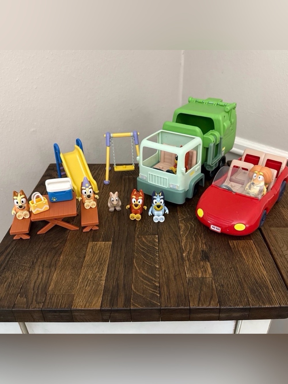Bluey figures vehicle play set recycle truck cooler bag